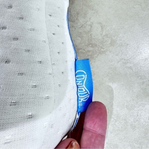 Orthopedic Leg Pillow - Picture 4 of 9